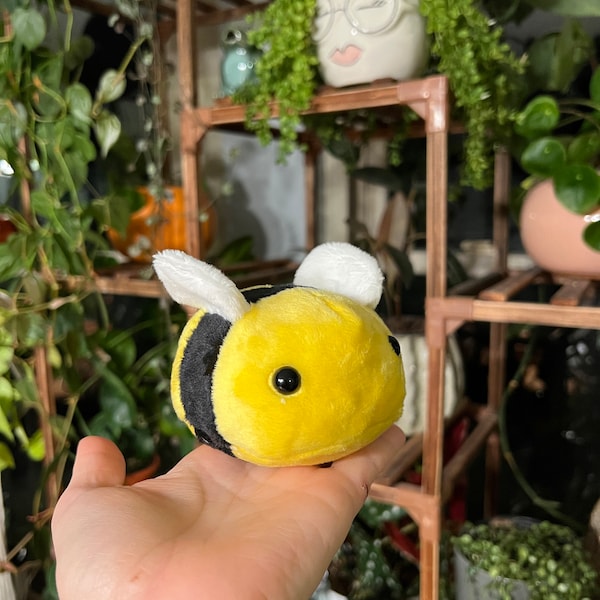 Bee Plushie Digital Download PDF Intermediate Sewing Pattern - Etsy