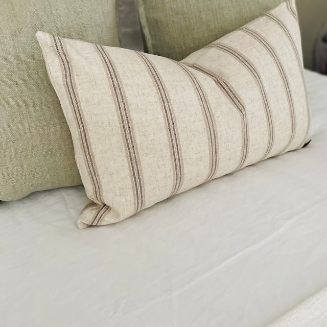 ComfyDown 95% Feather 5% Down 28 x 28 Square Decorative Pillow Insert Sham Stuffer - Made