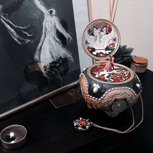 在庫1点 ミュージカル アナスタシア あの日の12月 海外直輸入 オルゴール 在庫1点 ミュージカル アナスタシア あの日の12月 海外直輸入