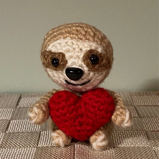 Crochet Sloth pattern - Amigurumi Sloth plush pattern - DailyDoll Shop