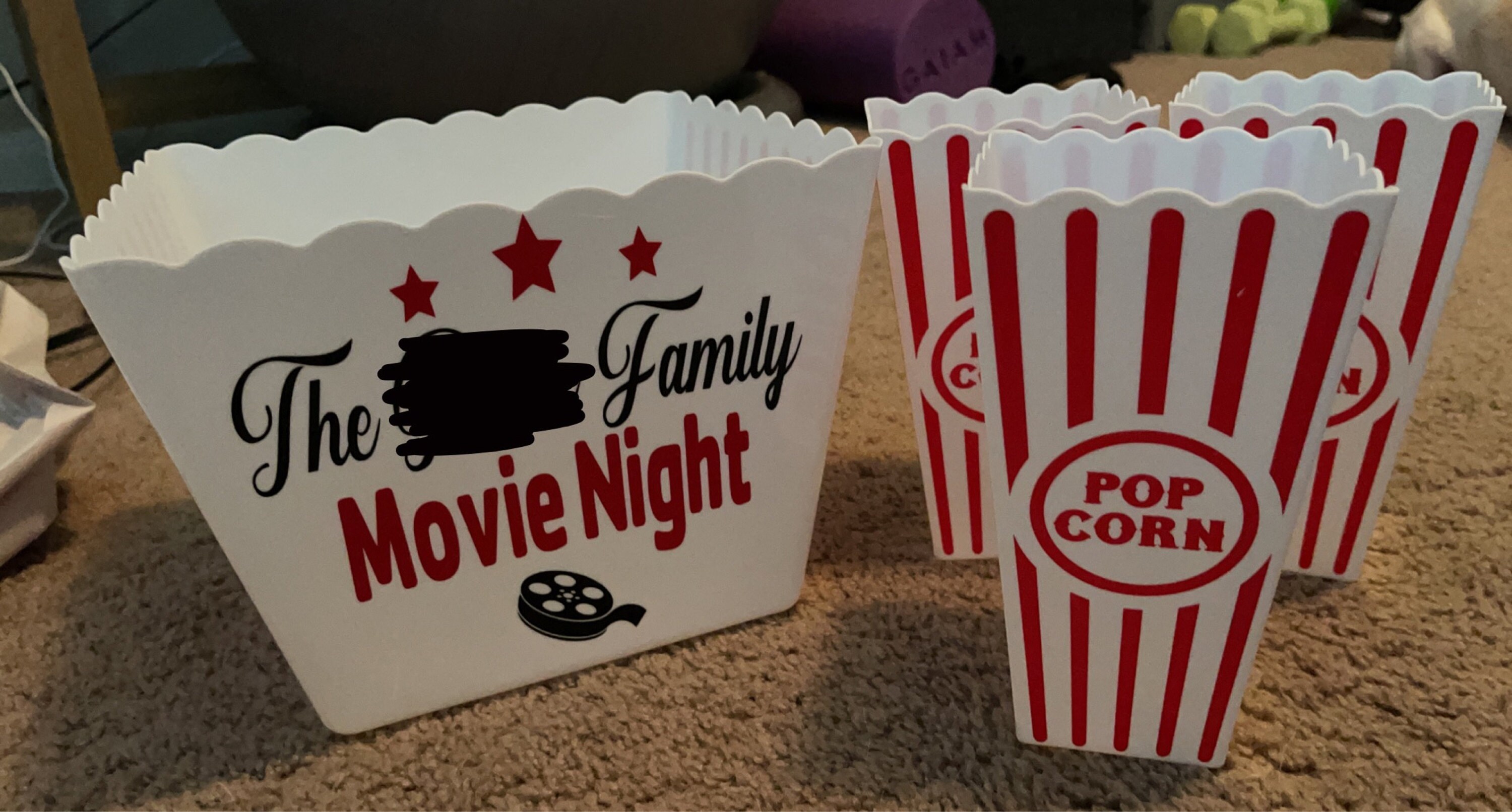 Personalized Popcorn Set /Personalized Popcorn Tub/ Party Favors, Family Gifts, Party Favors Popcorn. Gift Basket