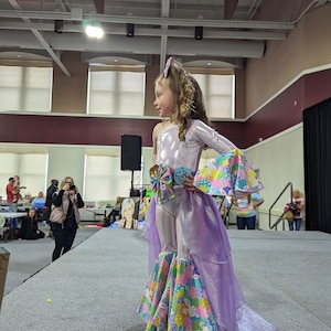 Western Wear Pageant Routine Western Glam Pageant Outfit: 'let There Be Cowgirls' With Shimmering ...