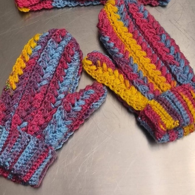 A customer's finished Winter Wheat Stitch Flat Mittens Crochet Pattern (Digital PDF)