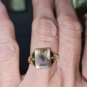 m added a photo of their purchase