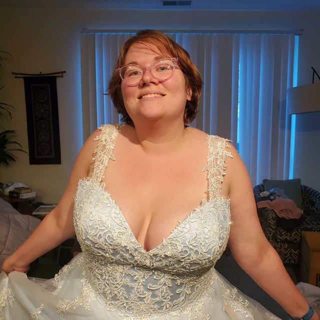 Vintage Inspired Lace High-low Wedding Dress: Jeweled Sash