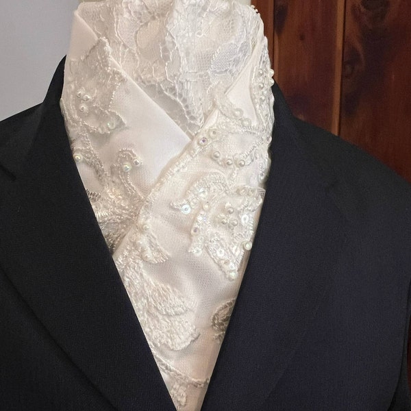 Ovation Womens DriTex Dressage Stock Tie White Medium