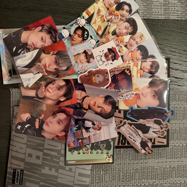 Ateez Hello82 LA Fansign the World Fin PC Sets - Etsy