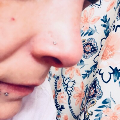 Ultra Tiny 2mm TRI-BEAD Nose Ring Threadless Nose Stud Dainty Nose ...