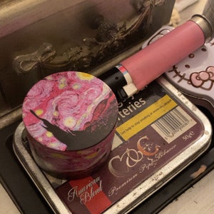 hannah added a photo of their purchase