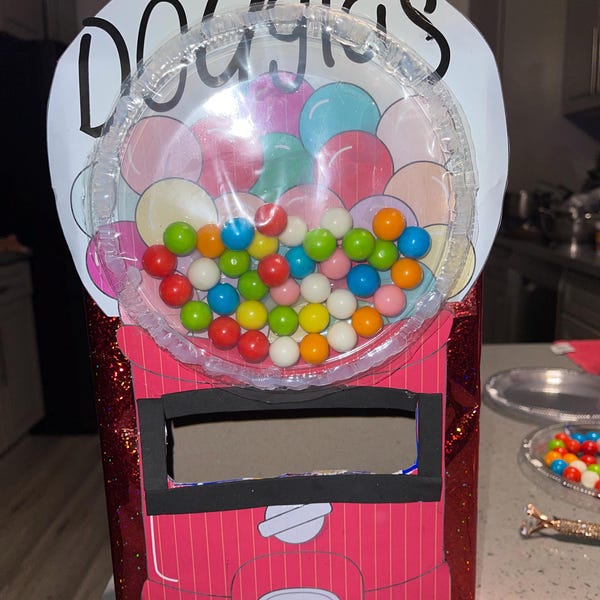 Vending Machine Valentine's Day Box - Valentine Gift Craft DIY School ...