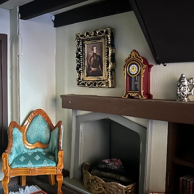 Miniature Vintage Primitive Design Sign White Rabbit Inn 1/24, 1/12 or ...