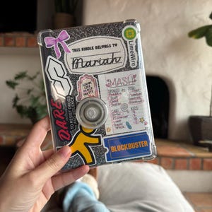 Mariah added a photo of their purchase