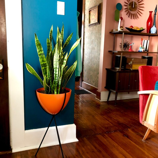 Fabricating hairpin legs from Columbus Ohio by