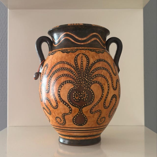 ミケーネ文明のタコの花瓶 海洋様式 古代ギリシャの陶器 - Etsy 日本