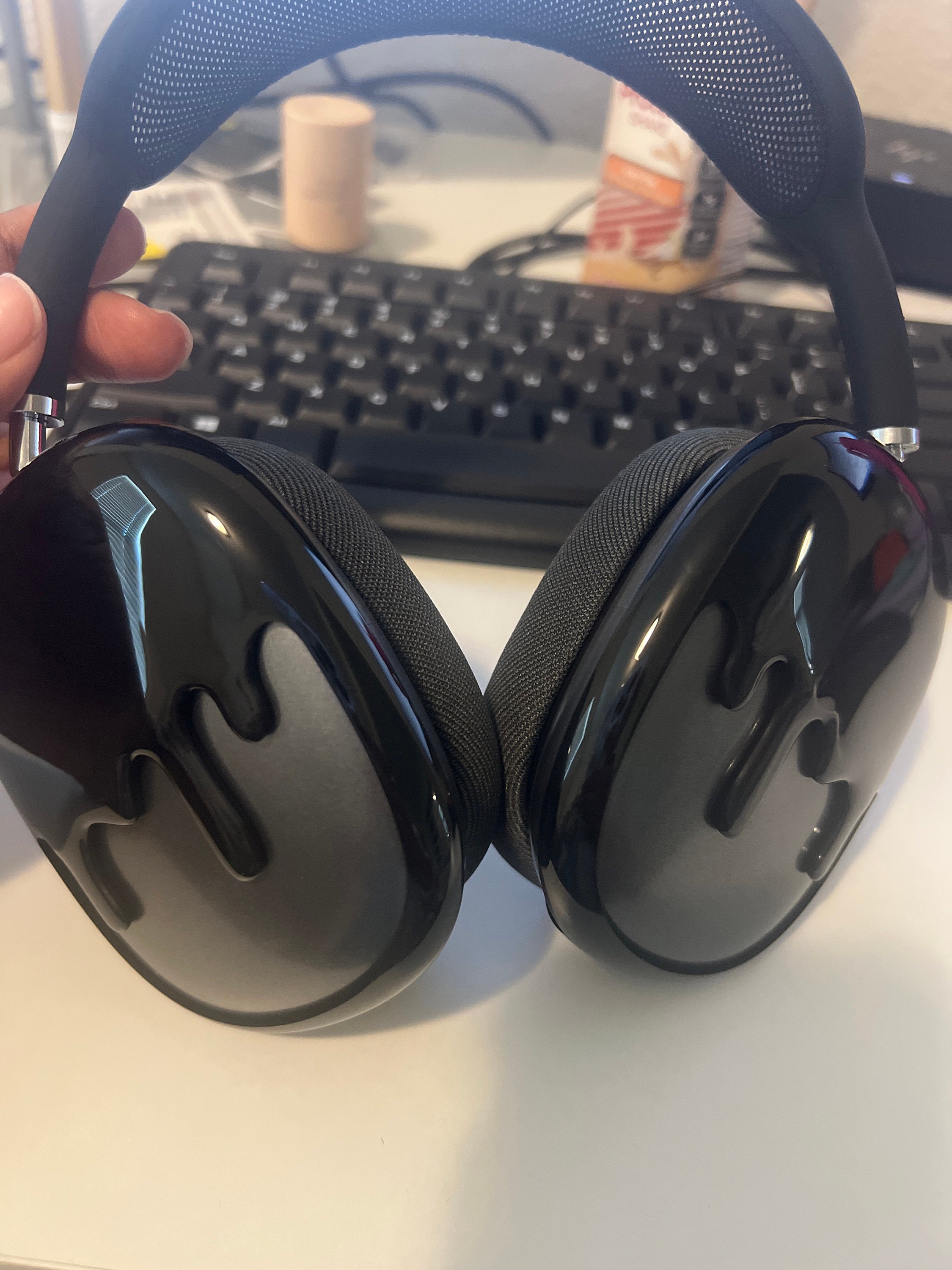 Drip Frames for AirPods Max (Jet Black)