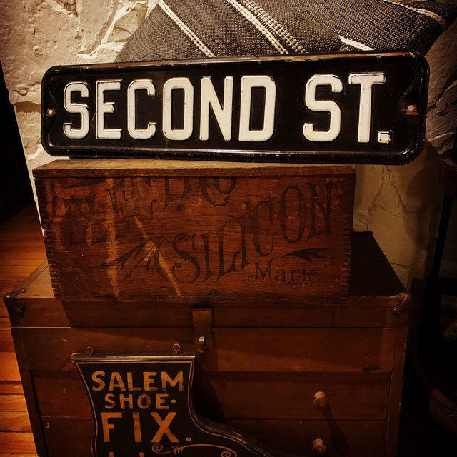 Shoe Repair Sign/hand Painted Sign/vintage Style Sign/hand