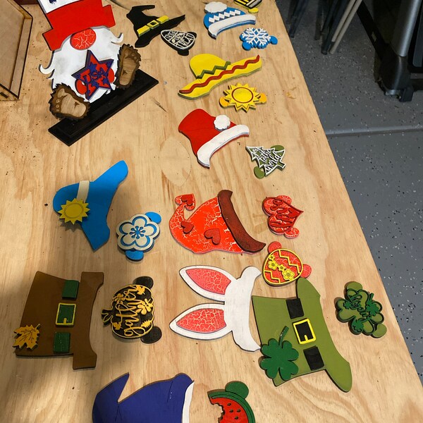 Standing Interchangeable Gnome File SVG, Glowforge Home Sign ...