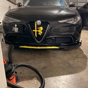 Lesly added a photo of their purchase