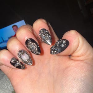 Madyson added a photo of their purchase