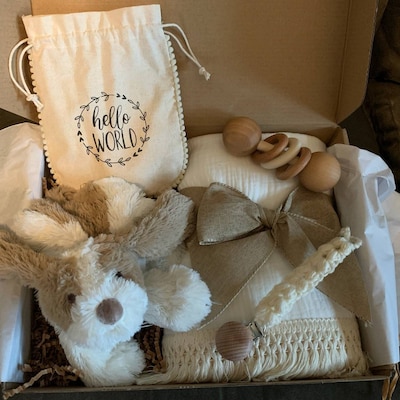 Cub Baby Gift Box, Neutral main image 0
