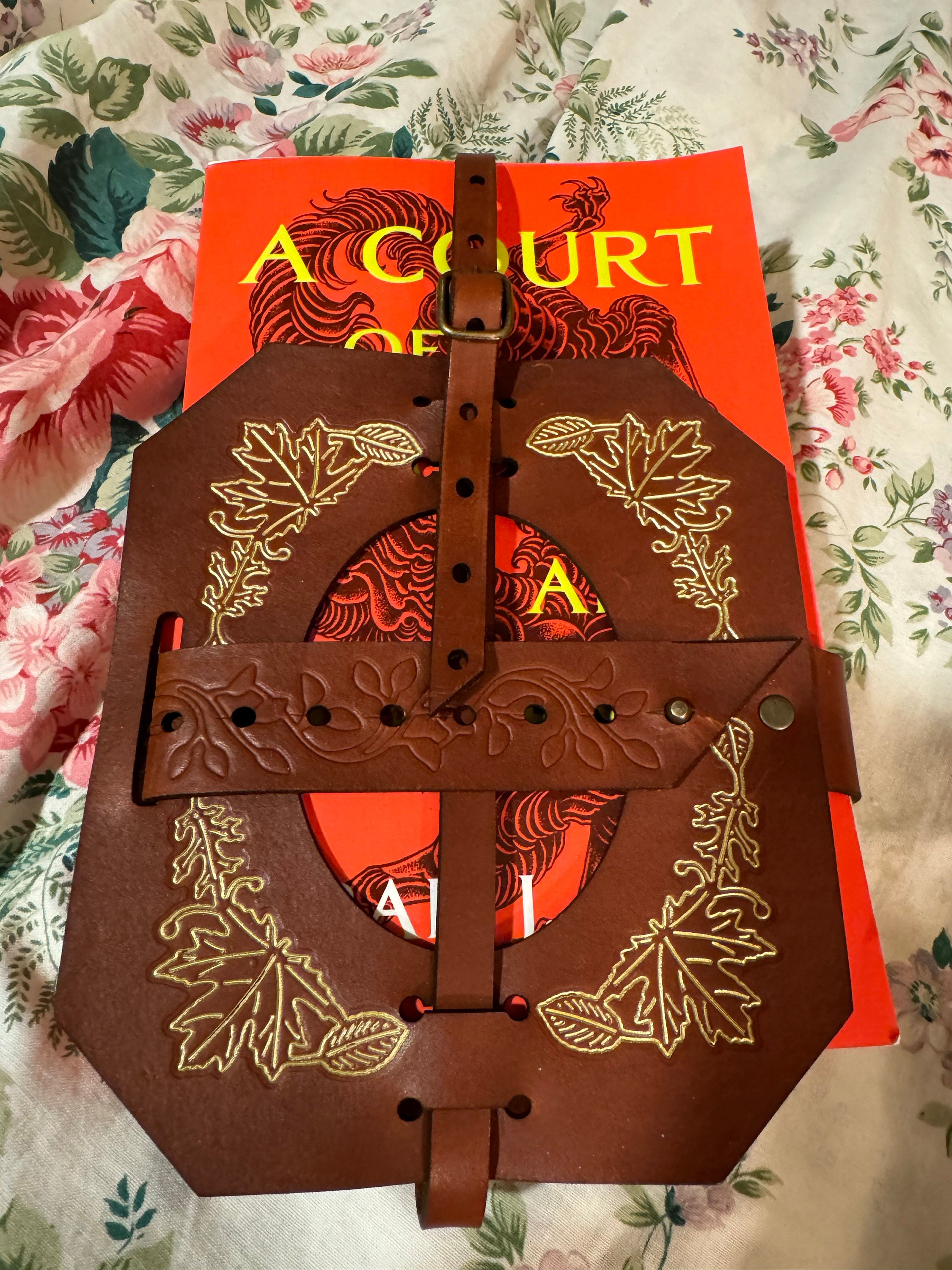 Book Holder - larp leather book bag -  book lover gift - waist book Holster - Book of shadows - spell book - witchcraft gold brown
