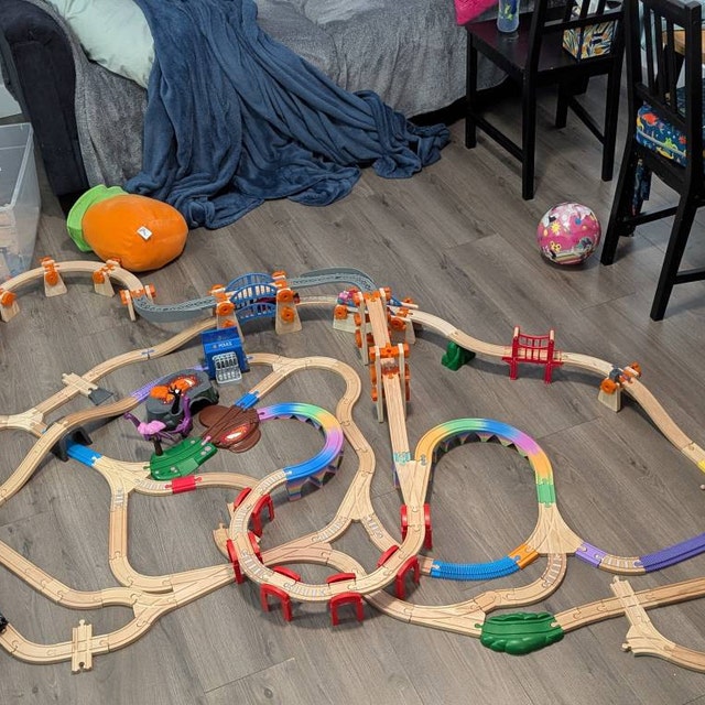 8pcs Wooden Train Track Accessories Set Compatible With Most Wooden