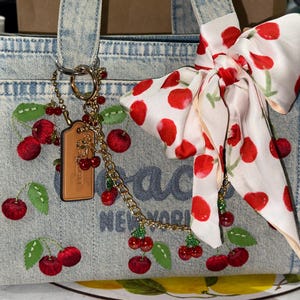 Johanna added a photo of their purchase