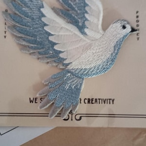 Nipitshop Patches Flying White Dove Peace Love Bird Cartoon Logo Kid Baby Boy Jacket T Shirt Patch Sew Iron On Embroidered Sign Gift Costume