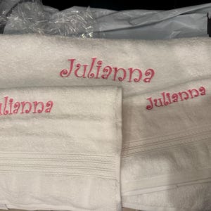 Tiffinni added a photo of their purchase
