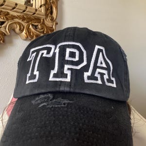 Courtney hat ein Foto des gekauften Artikels hinzugefügt