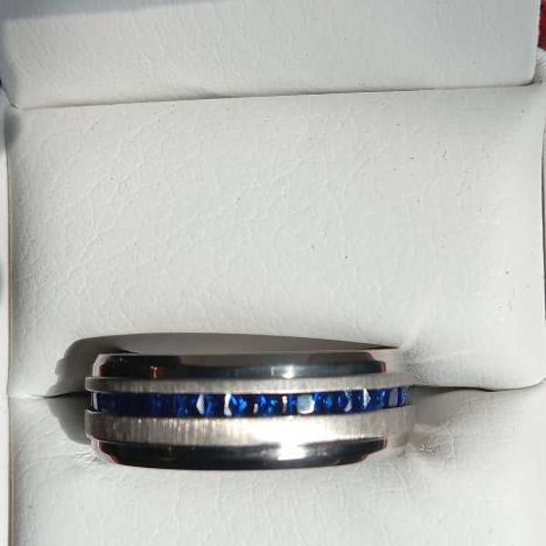 Tungsten Carbide Wedding Band For Men & Women – 8mm Blue Black Silver Ring, Scratch Resistant & Comfort Fit