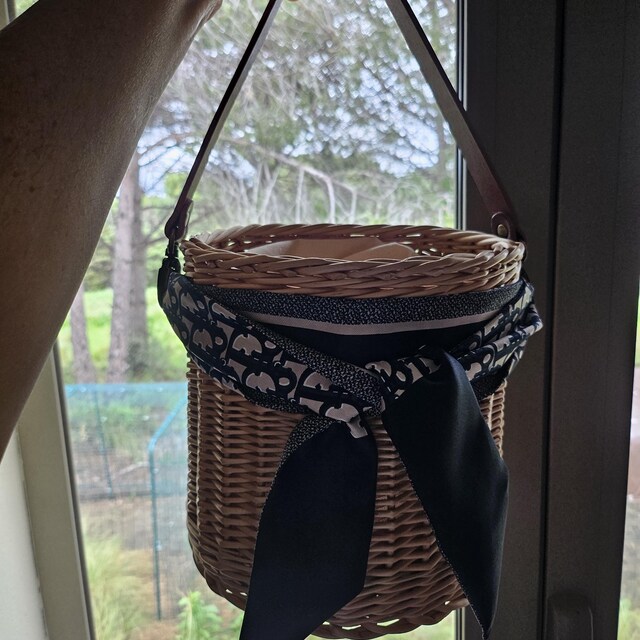 Straw Bucket Bag, Wicker Summer Bag, Beach Bag, Leather