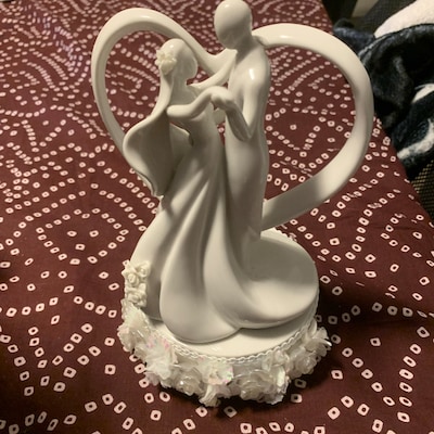 Beach Themed Porcelain Monogram Cake Topper - Wedding Or Anniversary, With Seashells & Starfish Accents | Style E, 2.5 Inch Prongs