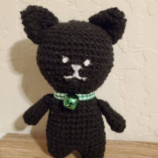 黒猫のかぎ針編みパターン、初心者あみぐるみ子猫（PDFパターン