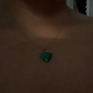 zarrina added a photo of their purchase