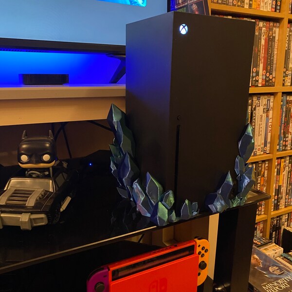 Crystal-shaped Controller Stand - Custom Design | 28 Colors | Jago's ...