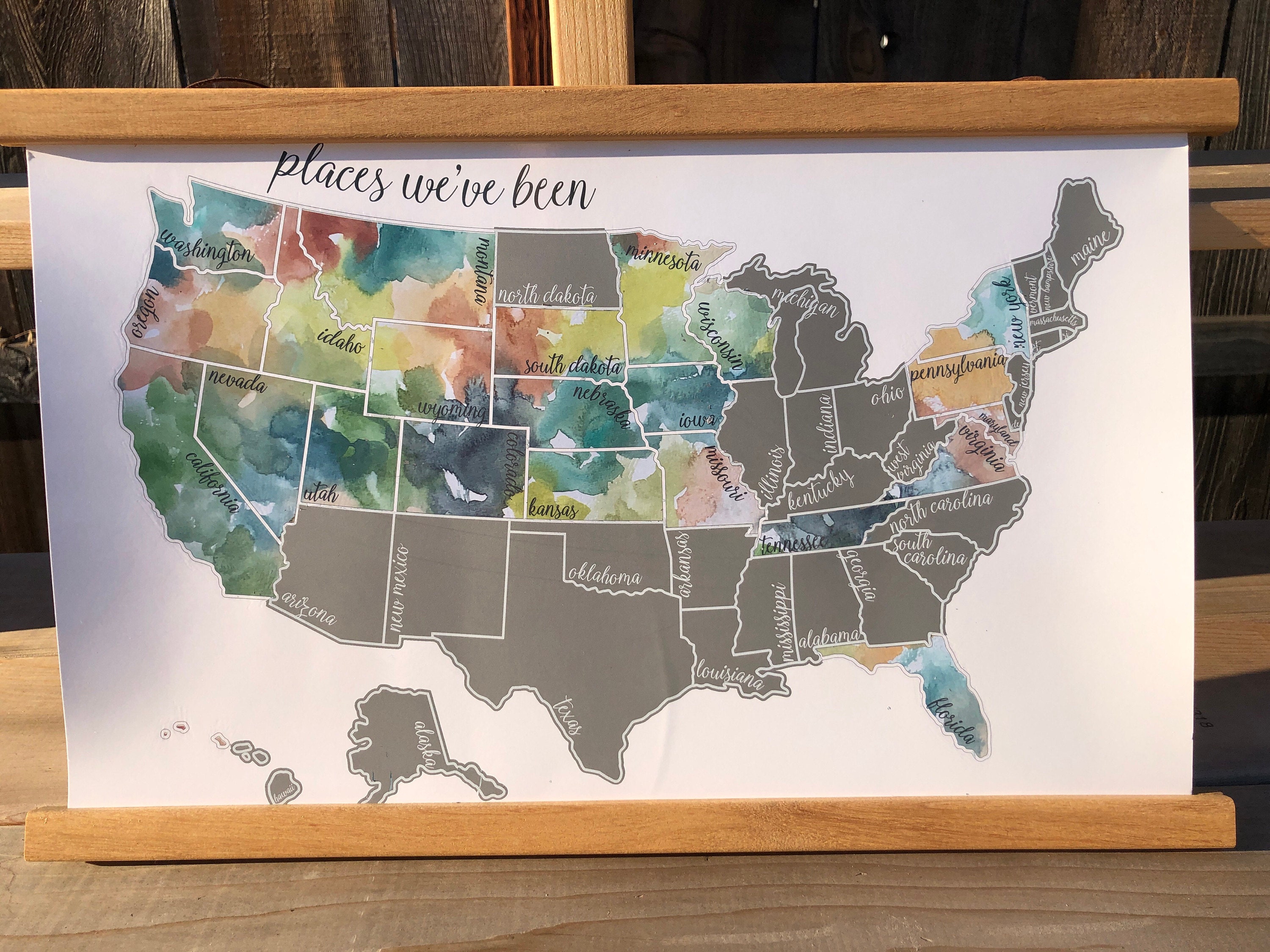 USA Scratch Off Map - Business Gift for Clients - Gift for Travel Lovers - House Warming Gift - Retirement Gift - Corporate Gift Ideas