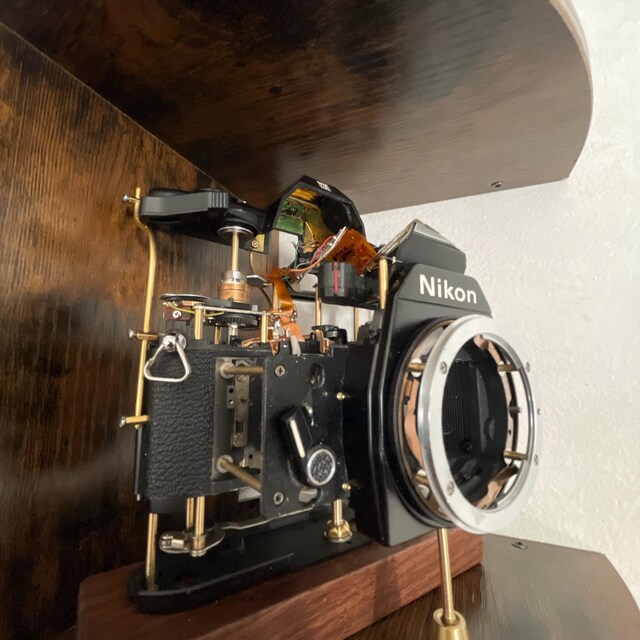 d*2様 遺品整理デジタルカメラ フィルムカメラ まとめ売り 本体 分解された機械式フィルムカメラ、分解されたアート装飾、ニコン