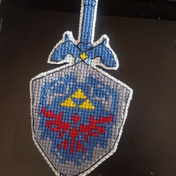 Master Sword and Hylian Shield - PDF Cross Stitch Pattern! - Etsy
