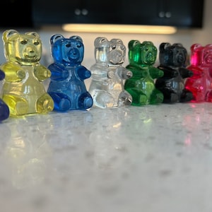 8 Cavity SHINY Large Gummy Bear Silicone Mold 