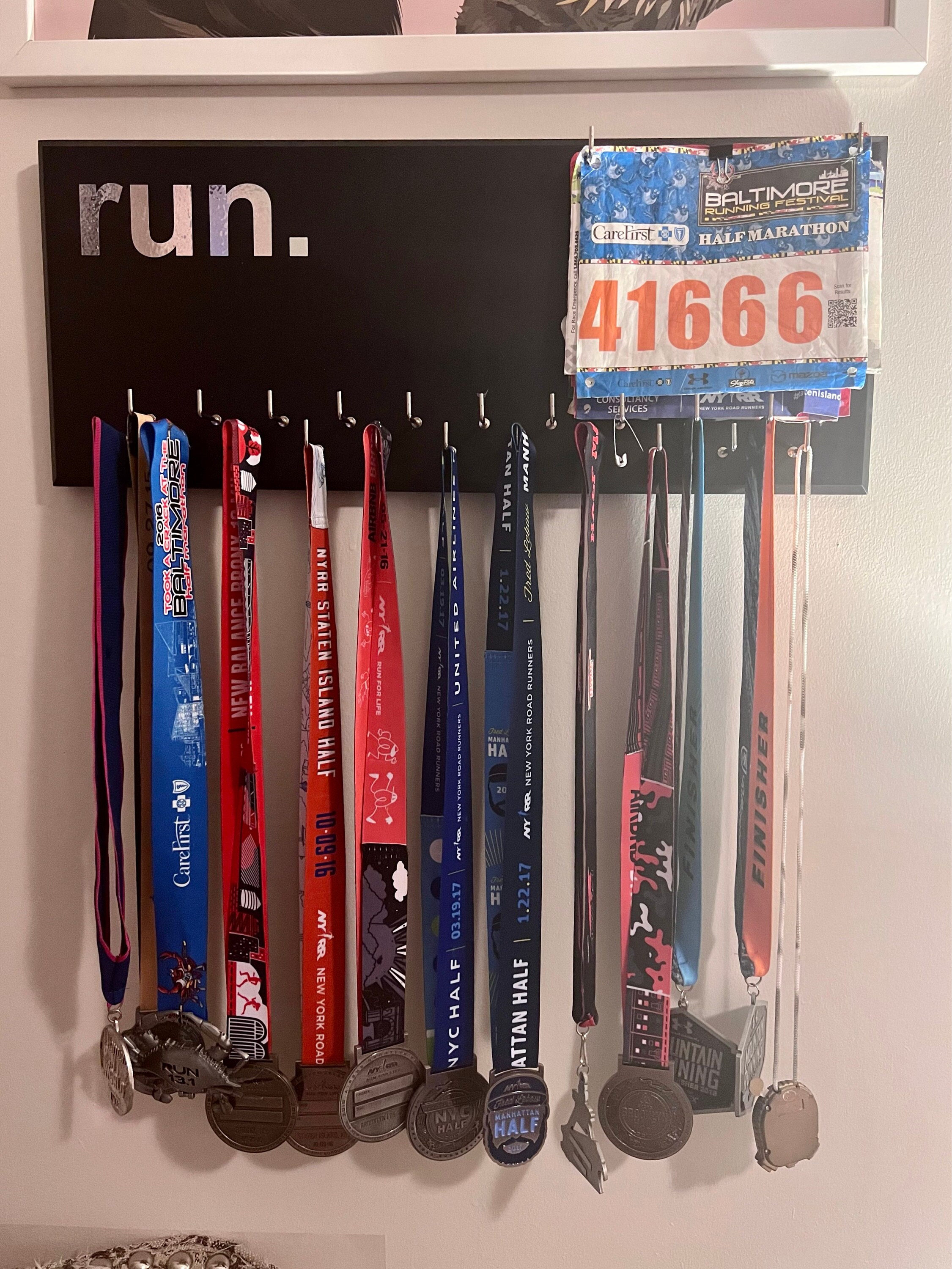 Running Medal Holder, gray or black with chrome "run." vinyl, 21 hooks and BIB holder