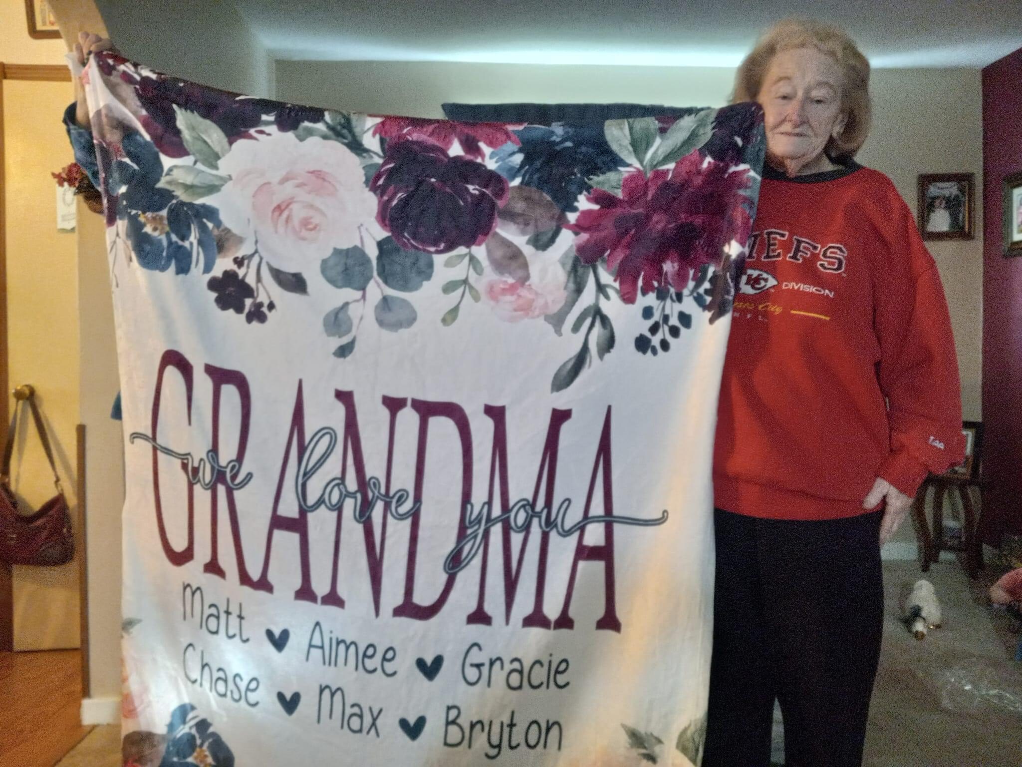 Personalized Christmas Gift Gift, Gift For Her, Mom Grandma Blanket, Personalized Mom Gift, Personalized Gift For Grandparent