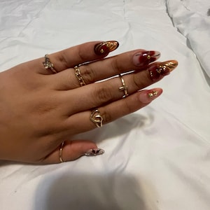 Lesly added a photo of their purchase