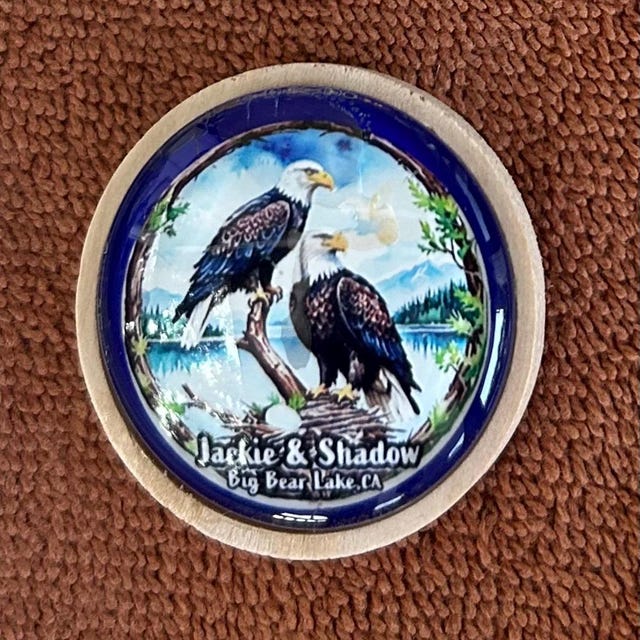 Jackie Chan Project Eagle キーホルダー Handmade Jackie and Shadow Eagle GLASS CABOCHON Keyring or Magnet