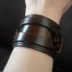 Alin added a photo of their purchase