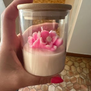 Laura hat ein Foto des gekauften Artikels hinzugefügt