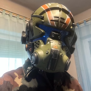 タイタンフォール2 ジャック・クーパーのヘルメット コスプレ Xcoser Titanfall 2 Jack Cooper Helmet LED Cosplay Mask Resin
