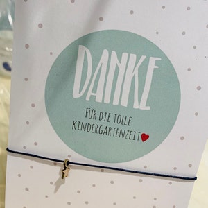 Modernes Bild mit Spruch Familie ist wo die Wäscheberge Etsy