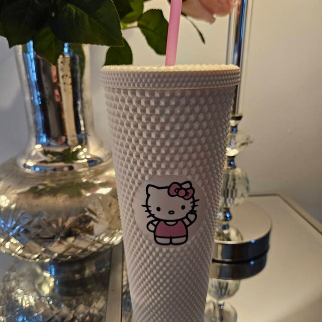 Starbucks - Starbucks Hello Kitty タンブラー Starbucks and Hello Kitty Come Together in Fun : Starbucks