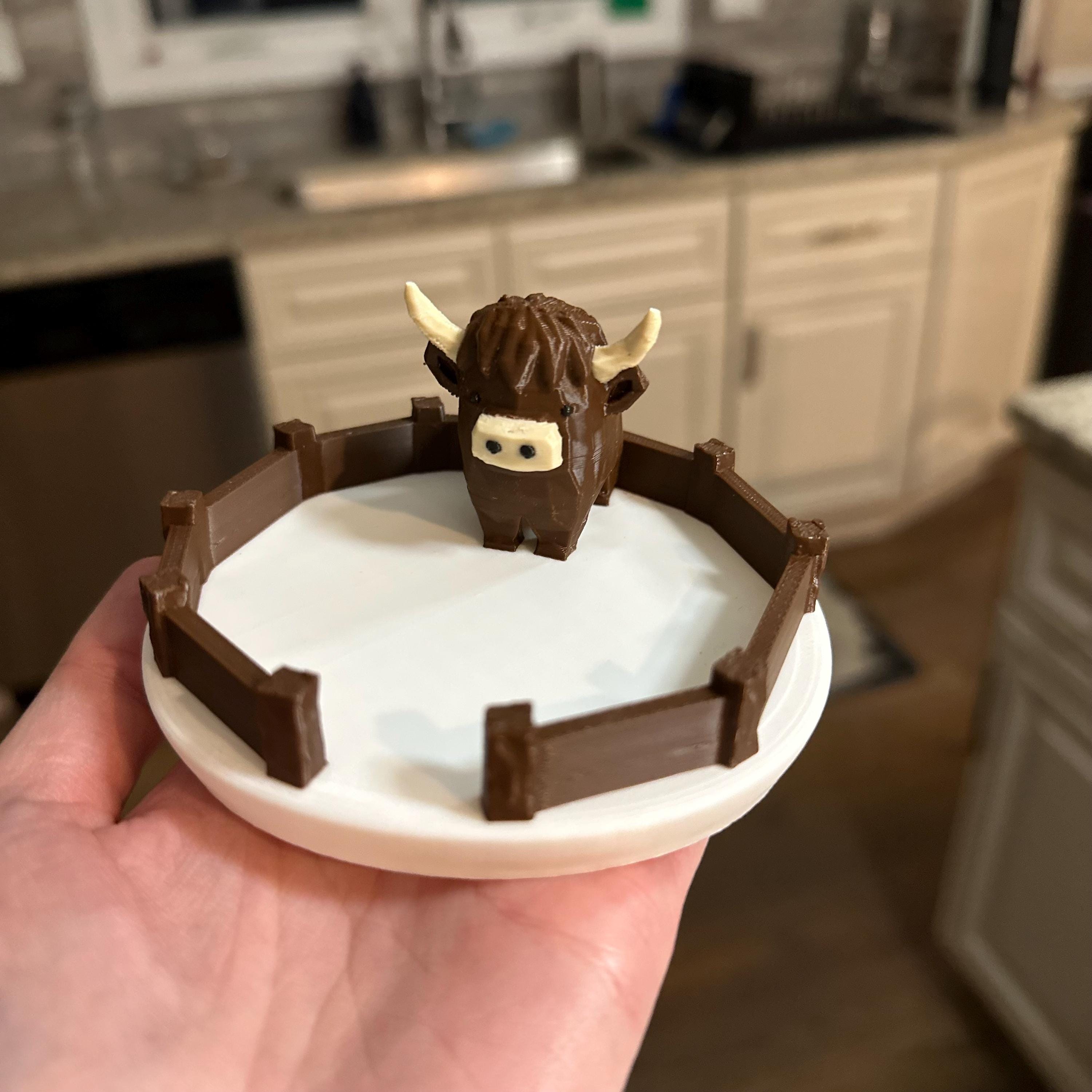 Highland Cow Ring Dish - Unique Cute Ring Holder for Ring Display - Highland Cow Decor Gift Ring Organizer- 3D printed plastic